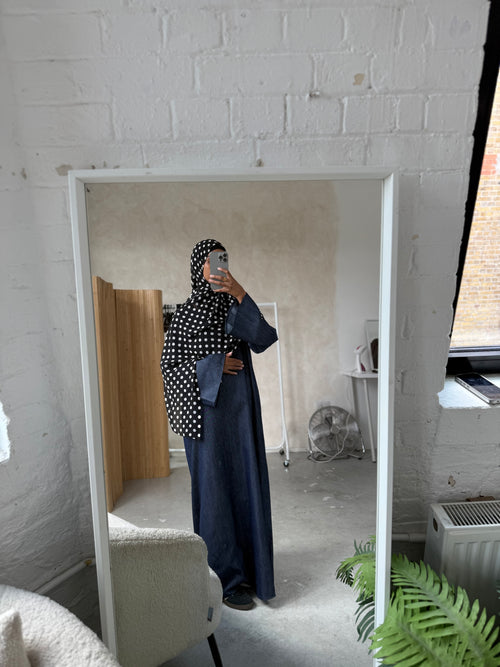 Polka dot chiffon hijaab