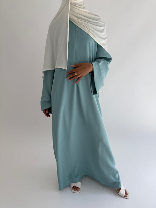 Spring basics: Turquoise ZIP