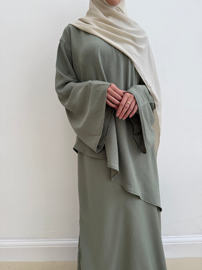 Asymmetrical linen-look skirt set: Pistachio