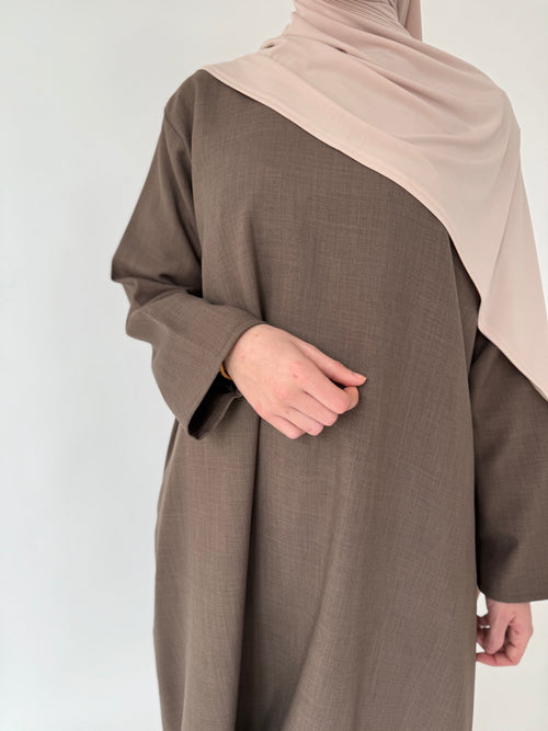 Almond narrow sleeve abayah