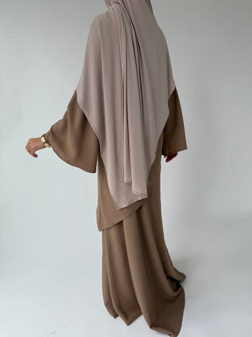 Asymmetrical skirt set: Sand