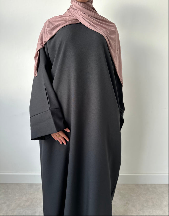 Black basics Abayah (Large)
